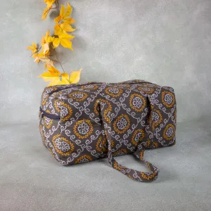 Rectangle Travel Bag Dark Green Colour With Bandhani Design.