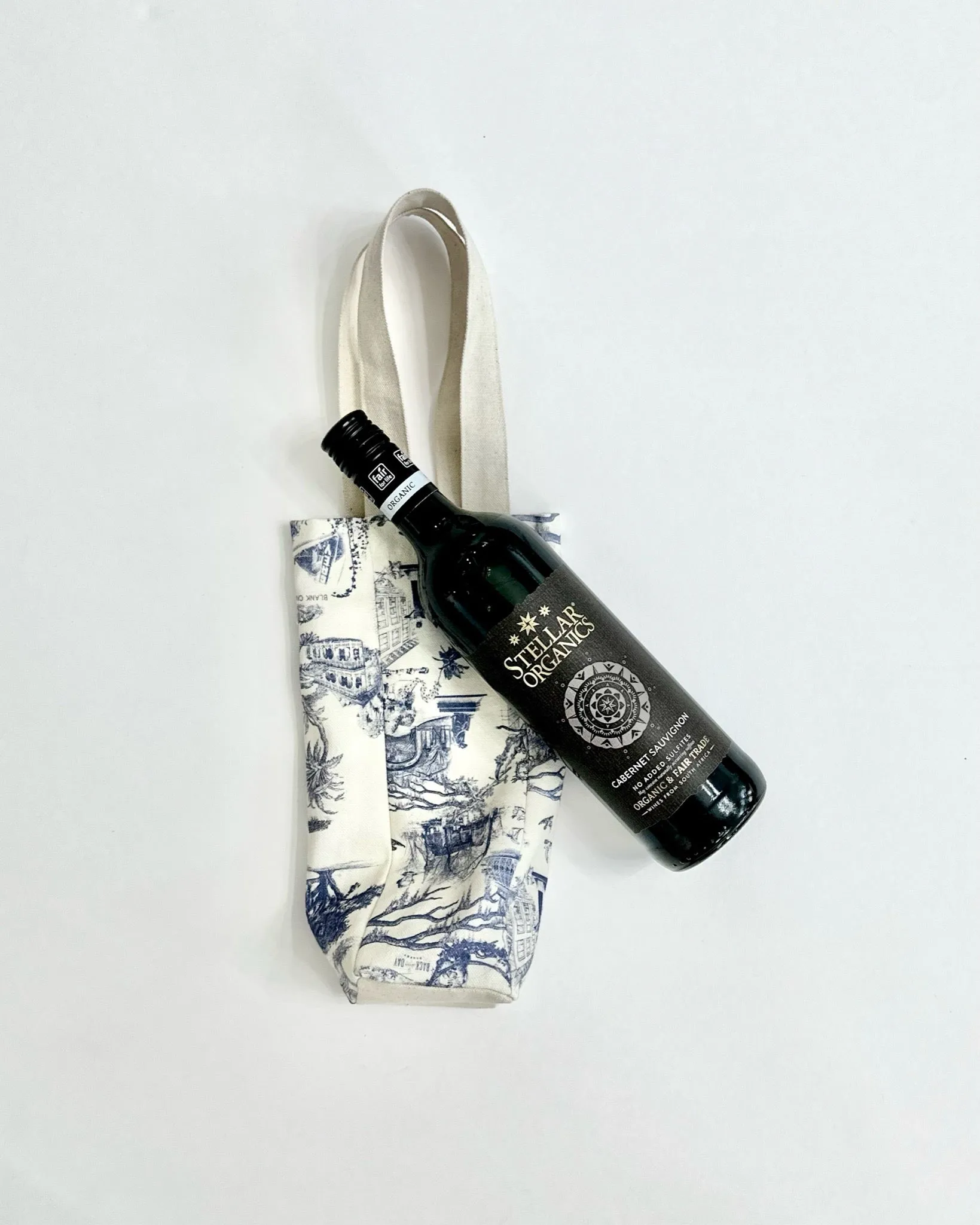 Savannah Toile Wine Carrying Tote