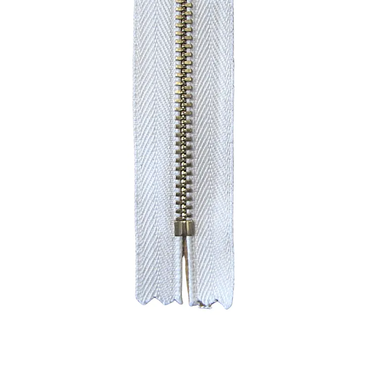 Zipper-Natural-19"-Closed Bottom